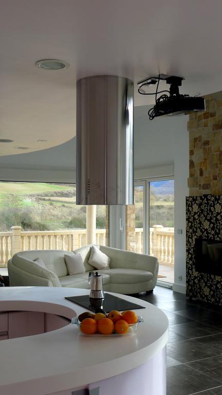 Villa Flavina San Vicente del Valle 外观 照片